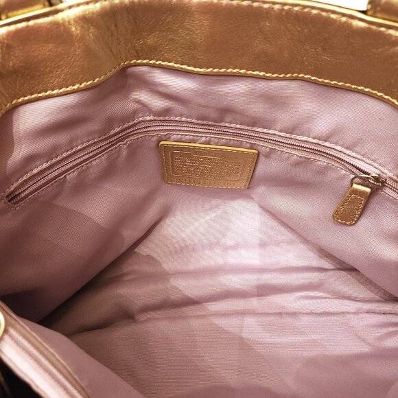 Coach Soho East West Leather Shoulder Bag - Ivory w/Gold Metallic - EUC - Picture 11 of 11